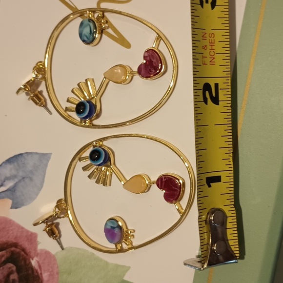 Earrings - Picture 5 of 5